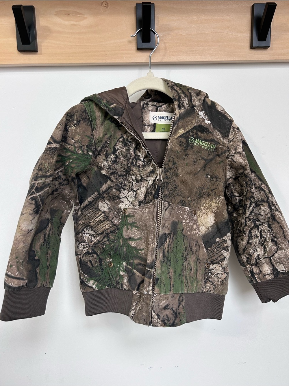 Magellan Outdoors Kids Camo Hooded Zip Jacket in Brown & Green